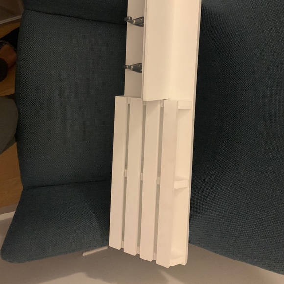 Entryway / office hanger - Picture 2 of 3